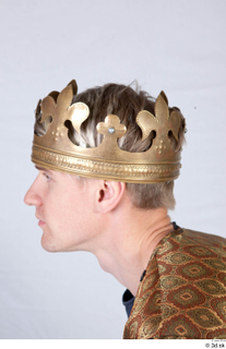 Photos Medieval King in Gold Suit 1 King's crown Medieval…